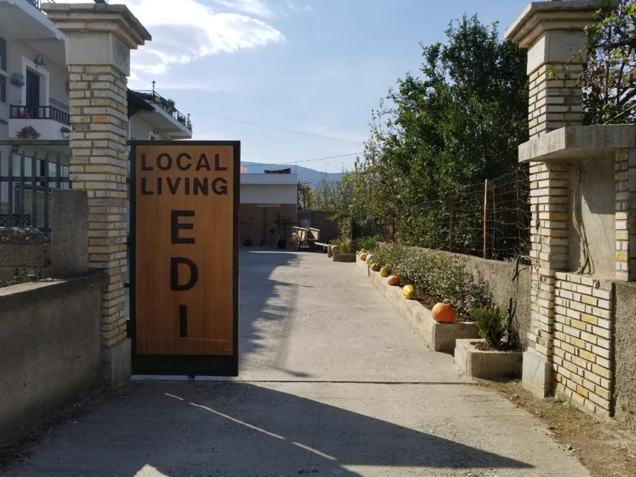 Bed & Breakfast Local Living Edi Berat Kültér fotó